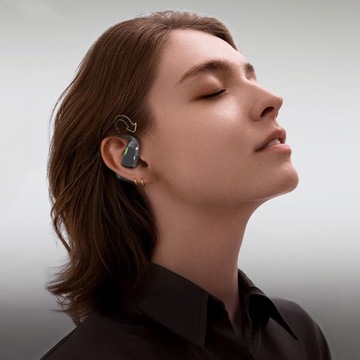 BLUETOOTH SŁUCHAWKI TŁUMACZĄCE 135JĘZYKÓW ETUI ŁADUJĄCE Z EKRANEM DOTYKOWYM