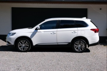 Mitsubishi Outlander III SUV Facelifting 2017 2.0 150KM 2017 Mitsubishi Outlander 2.0 16v 4x4 automat nawigacja kamera zarejestrowany PL, zdjęcie 4