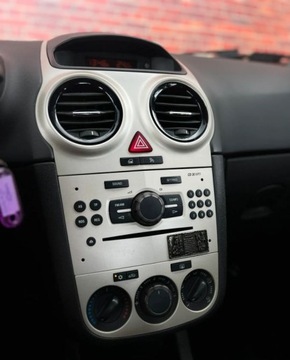 Opel Corsa D Hatchback 1.2 Twinport ECOTEC 80KM 2007 Opel Corsa Klima Czujniki klima super stan Gwarancja w cenie Warszawa VLJK, zdjęcie 18