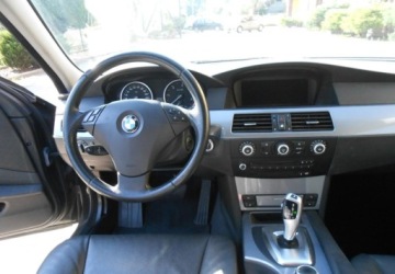 BMW Seria 5 E60 Touring 525 d 197KM 2008 BMW Seria 5 BMW SERIA 5 V (E60E61) BMW SERIA 5 525 3.0 Diesel 197KM, zdjęcie 9