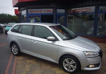 Skoda Fabia III Kombi Facelifting 1.0 TSI 110KM 2020 Skoda Fabia Skoda Fabia III Salon PL - serwis Benzyna 110KM, zdjęcie 4