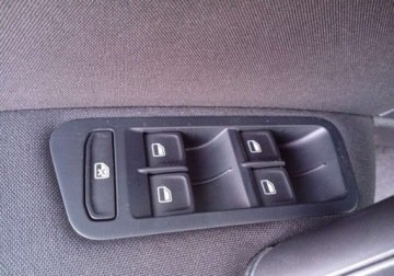 Volkswagen Golf VII Hatchback 3d 1.4 TSI 140KM 2014 Volkswagen Golf Bezwypadkowy - serwisowany - benzyna - 1,4 - 140 KM 1.4, zdjęcie 21