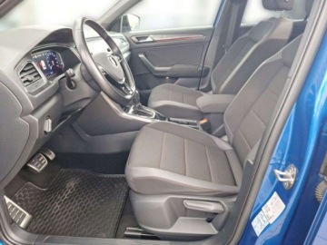 Volkswagen T-Roc I SUV 1.5 TSI ACT 150KM 2021 Volkswagen T-Roc reflektory LED navi kamera Keyless tempomat ACC pod, zdjęcie 9