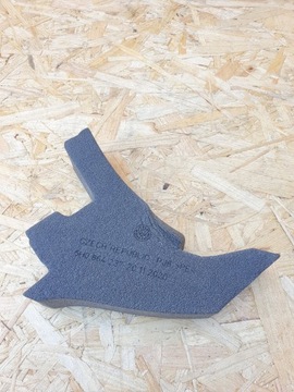 VW GOLF VIII WYGŁUSZENIE BŁOTNIKA 5H0864237