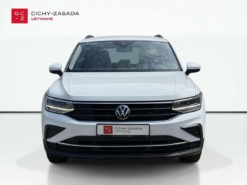 Volkswagen Tiguan II SUV Facelifting 2.0 TDI 150KM 2021 Volkswagen Tiguan 2.0TDI 150KM DSG FV23 Ambient Kamera cofania 2.0, zdjęcie 11
