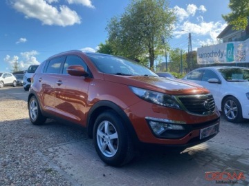 Kia Sportage III SUV 2.0 CRDi 136KM 2011 Kia Sportage 2.0crdi 4x4 wersja limited ledy bi xenon Navi kamera zamiana, zdjęcie 1