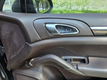 Porsche Cayenne II SUV 4.8 V8 420KM 2014 PORSCHE CAYENNE GTS, V8 4.8l benzyna 420KM Bezwypadkowy Dok. pochodzenia, zdjęcie 34