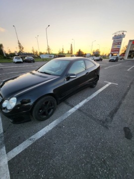 Mercedes Klasa C W203 Coupe W203 1.8 (C 180 Kompressor) 143KM 2005 MERCEDES-BENZ KLASA C (W203) C 180 Kompressor (203.046) 143 KM, zdjęcie 1
