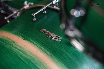 Полмуз Клен Модель 1 — 22/10/12/14/16/14SD – Инкрустация Художника Зеленого цвета к природе