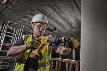Ударная дрель DeWalt DCH133N SDS-Plus 18 В