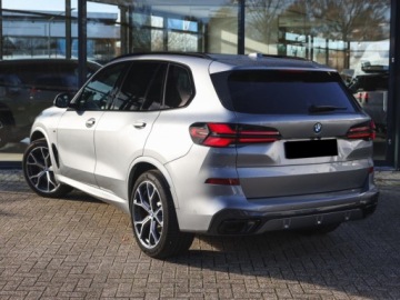 BMW X5 G05 SUV Facelifting 3.0 40i 381KM 2025 BMW X5 xDrive40i Sport Suv 3.0 (381KM) 2025, zdjęcie 2