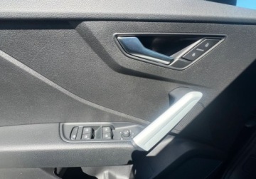 Audi Q2 SUV 1.0 30 TFSI 116KM 2020 Audi Q2 Klimatyzacja Nawigacja Radio Benzyna 116KM, zdjęcie 15