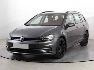 Volkswagen Golf VIII Variant 1.5 eTSI 150KM 2020 VW Golf 1.5 TSI, Salon Polska, Automat, VAT 23%, zdjęcie 1