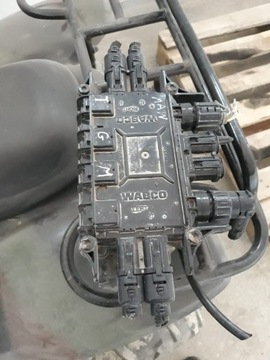 ZAWÓR, ZAWORY POWIETRZA, OSUSZACZ MAN TGM