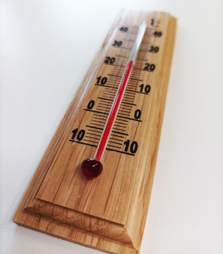 СРЕДНИЙ ДЕРЕВЯННЫЙ КОМНАТНЫЙ ТЕРМОМЕТР, БЕЗ РТУТИ