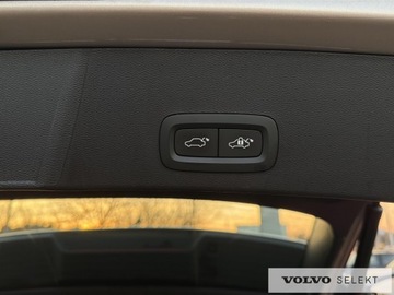 Volvo XC40 Crossover Facelifting 2.0 B3 163KM 2022 Volvo XC 40 XC40 B3 Core aut, Pakiet park assist,, zdjęcie 25