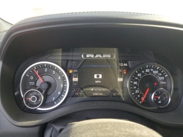 RAM 1500 2022 5.7l 5.7 Benzyna 395KM, zdjęcie 9