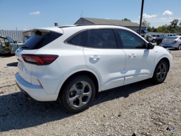 Ford Escape III 2023 Ford Escape St Line 2023 1.5l 1.5 Benzyna 180KM, zdjęcie 3