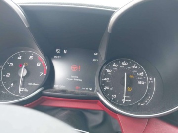 Alfa Romeo Giulia II Sedan 2.0 TBi 280KM 2019 Alfa Romeo Giulia 2019 ALFA ROMEO GIULIA TI SPORT AWD 2.0 Benzyna 280KM, zdjęcie 13