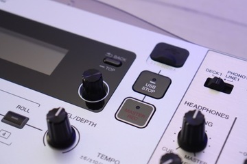 USB-контроллер Wi-Fi Pioneer XDJ AERO