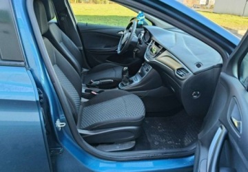 Opel Astra K Hatchback 5d 1.0 Turbo 105KM 2016 Opel Astra Opel Astra Benzyna 105KM, zdjęcie 9