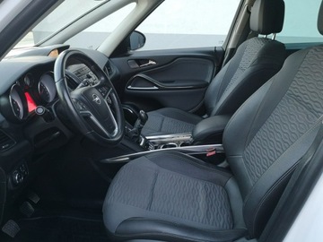 Opel Zafira C Tourer 2.0 CDTI ECOTEC 130KM 2013 Opel Zafira 2,0 CDTI 130 KM Klimatronik Tempomat, zdjęcie 16