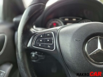 Mercedes Klasa A W176 Hatchback 5d Facelifting 180 122KM 2016 Mercedes-Benz Klasa A 122 KM Nawigacja Podgrzewane fotele Bluetooth Ha, zdjęcie 6