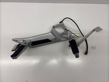 Yamaha FJR 1300 (06-12) SET PODNÓŻEK KIEROWCY PASAŻERA PRAWY