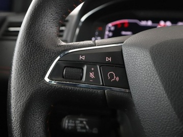 Seat Arona Crossover 1.0 EcoTSI 110KM 2021 Seat Arona GRATIS! Pakiet Serwisowy o wartości, zdjęcie 29