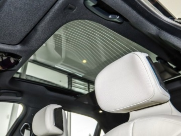 BMW Seria 7 G70 Sedan Facelifting 3.0 740 400KM 2026 740 xDrive M Sport 3.0 (400 KM)| Automatyczne drzwi, zdjęcie 8