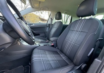 Volkswagen Golf VII Hatchback 3d 1.6 TDI BlueMotion 110KM 2015 Volkswagen Golf Bezwypadkowy, nowe sprzeglo, LOUNGE 1.6 Diesel 110KM, zdjęcie 25