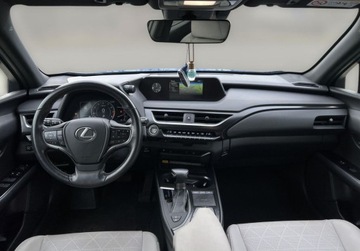 Lexus UX Crossover 200 171KM 2019 Lexus UX 200 Prestige Premium Salon PL Serwis ASO Toyota Leszno 2.0, zdjęcie 3