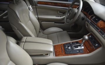 Audi A8 D3 Sedan 6.0 W12 450KM 2008 Audi A8 Audi A8 6.0 quattro Langversion 6.0 Benzyna 450KM, zdjęcie 29