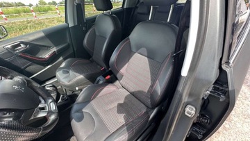 Peugeot 208 I Hatchback 5d Facelifting 1.2 PureTech 110KM 2015 Peugeot 208 Raty 1.2 benz 110KM GT-LINE Pol skora Klimatronic led Gwaran, zdjęcie 24