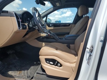 Porsche Cayenne III 2019 Porsche Cayenne 2019 3.0l 3.0 Benzyna 335KM, zdjęcie 7