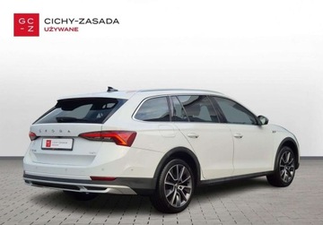 Skoda Octavia IV Kombi 2.0 TDI SCR 200KM 2022 Skoda Octavia 2.0 TDI 200KM DSG Scout 4x4 Matrix Hak El.Klapa KessyFull AC, zdjęcie 4