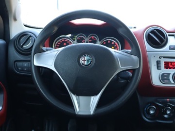 Alfa Romeo MiTo Hatchback 3d 1.4 16v 78KM 2009 Alfa Romeo MiTo 1.4 MPI, Salon Polska, Klima, zdjęcie 14