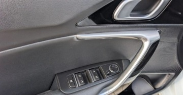 Kia Ceed III Kombi 1.4 T-GDi 140KM 2019 Kia Ceed 1.4Turbo140KMSerwis 75tys kmNaviKameraAsystent pasaGwarancja, zdjęcie 14