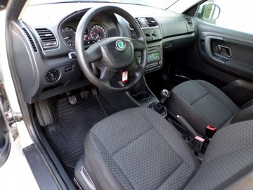 Skoda Fabia II Kombi 1.2 70KM 2010 Škoda Fabia Skoda Fabia Lift /Klimatic /1,2 /MPI, zdjęcie 17