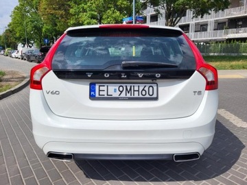 Volvo V60 I Kombi Facelifting 2.0 T5 DRIVE-E 245KM 2017 VOLVO V60 T5 2.0l benzyna 245KM*Dokumentacja * Zadbany * 141, 074km, zdjęcie 24