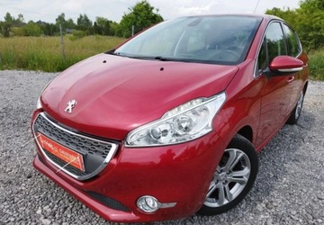 Peugeot 208 I Hatchback 3d 1.2 VTI 82KM 2013 Peugeot 208 Peugeot 208 1.2 PureTech Allure