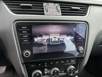 Skoda Octavia III Liftback Facelifting 2.0 TDI 150KM 2018 Skoda Octavia Hak, Podgrzewana przednia szyba/ DSG, zdjęcie 15