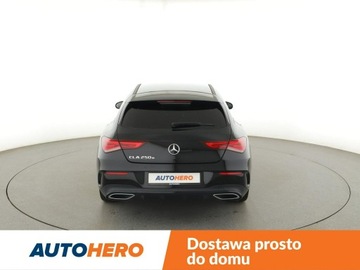 Mercedes CLA C118/X118 Shooting Brake Plug-In 1.3 250e 218KM 2023 Mercedes CLA 250 PHEV full LED skóra/alcantara, zdjęcie 5