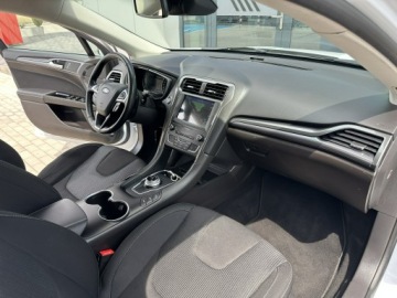 Ford Mondeo V Kombi Facelifting 2.0 EcoBlue 190KM 2019 Ford Mondeo SW LED Kamera Navi Grzane fot. i Szyba, zdjęcie 13