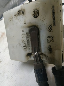 БАЧ ТОРМОЗНОГО ЦИЛИНДРА PEUGEOT 3008 033558-15