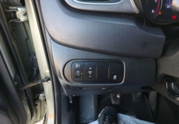 Kia Carens IV Minivan 1.7 VGT CRDI 115KM 2014 Kia Carens Kia Carens 1.7 CRDi XL 7os 1.7 Diesel 115KM, zdjęcie 17