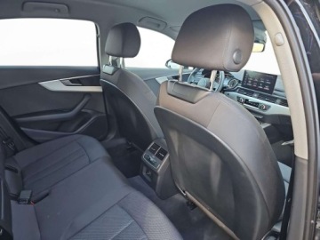 Audi A4 B9 Limousine Facelifting 2.0 35 TFSI 150KM 2023 Audi A4 Limousine s-line, kamera cofania, tempomat, grzane fotele, elektry, zdjęcie 24