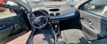 Renault Fluence Sedan 1.6 16V 110KM 2010 Renault Fluence 2010r, 1.6 Benzyna. Lekko uszkodzony lewy tyl. Jezdzi 1.6, zdjęcie 4