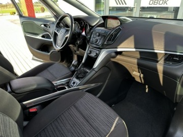 Opel Zafira C Tourer 2.0 CDTI ECOTEC 165KM 2015 Opel Zafira Climatronic Grzane Fotele Czujniki Nav, zdjęcie 13