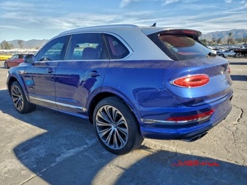 Bentley Bentayga 2023 Bentley Bentayga 2023 r., 4,0L 4.0 Benzyna 545KM, zdjęcie 3